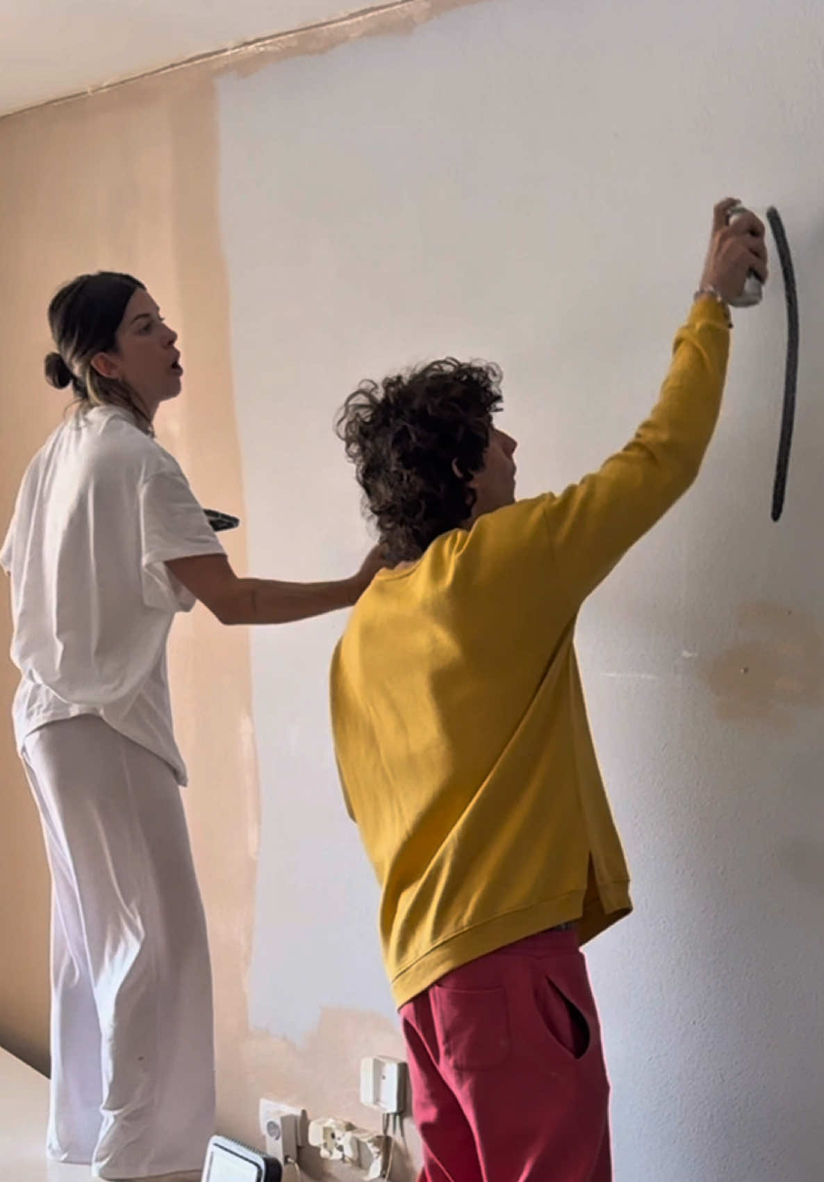 Dándole un toque al salón 🧑🏻‍🎨 🐘 