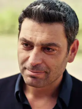 Worried about him. #uzaksehir #uzakşehrinmasalı #далекийгород #turkdizi #cihanalbora #alyalbora #зимородок #далекийгород #yalicapkini #любовь #драма #турецкиесериалы #turkishseries #лучшиесериалы #сериал #сериалы #турецкийсериал 