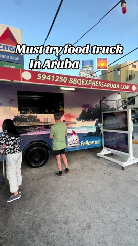 This food truck is absolutely amazing in Aruba  #aruba #arubavacation #arubatiktok #arubaeats #arubarestaurants #arubarestaurant #arubafood #arubatravel #atardiaruba #arubarecommendations #arubaonehappyisland 