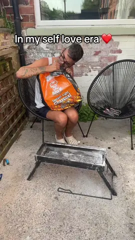 I wanted a bbq but everyone was busy so I had one by my self and I just want people to see that it’s ok to be by your self and do things on your own. It’s not weird or cringe, it’s actually really good to be in your own company. And I could eat whatever I wanted 😂