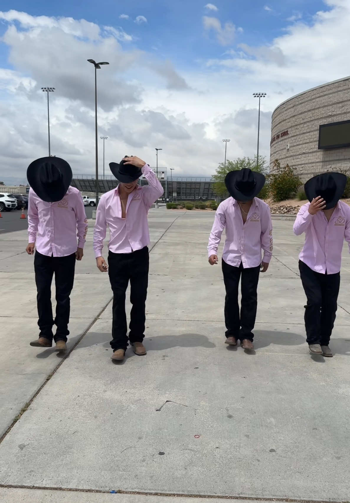 ED Elites had to show out for our 5 de mayo performance 😍 #eldoradochoreographies #edelites #fyp #foryou #huapango #purobailando 