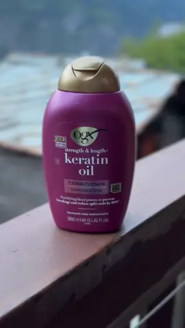 Strong hair, don’t care! 😁 Tried the OGX Keratin Oil Conditioner and my strands are loving the smooth, strengthened feel. Less breakage, more shine—and it smells sooo good! Definitely a yes for dry or damaged hair days.   @OGX Beauty  #OGX #keratinoil #hairconditioner #hairgoals #haircairroutine #hairstrengthening #switzerland   #hairtok 