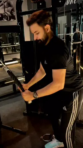 #corefit #personaltraining #karachifitness #fitnessmotivation #workoutmotivation #hardwork #healthyliving #foryou #trending #gym 