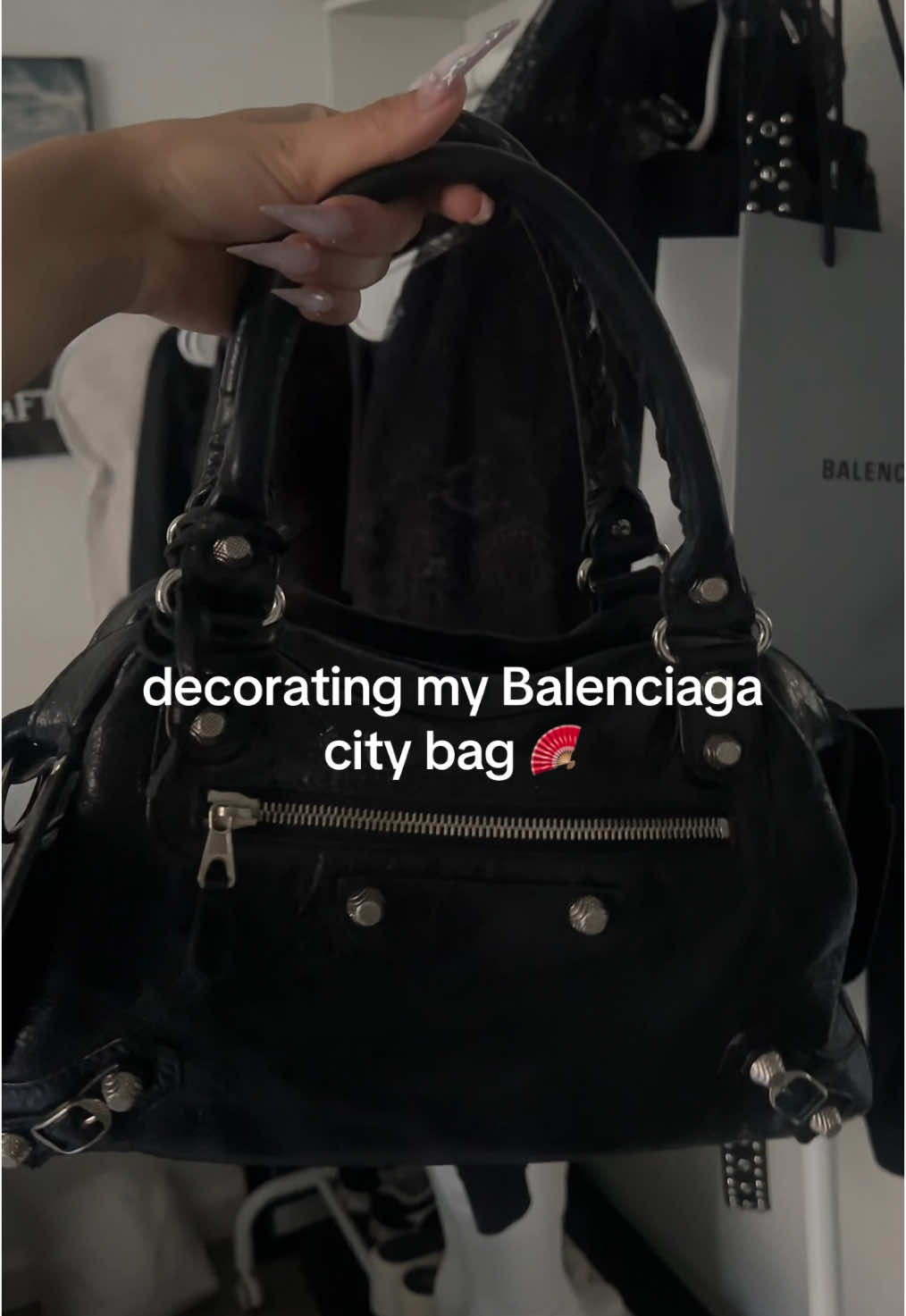 she’s perfect 🖤 #fyp #citybag 