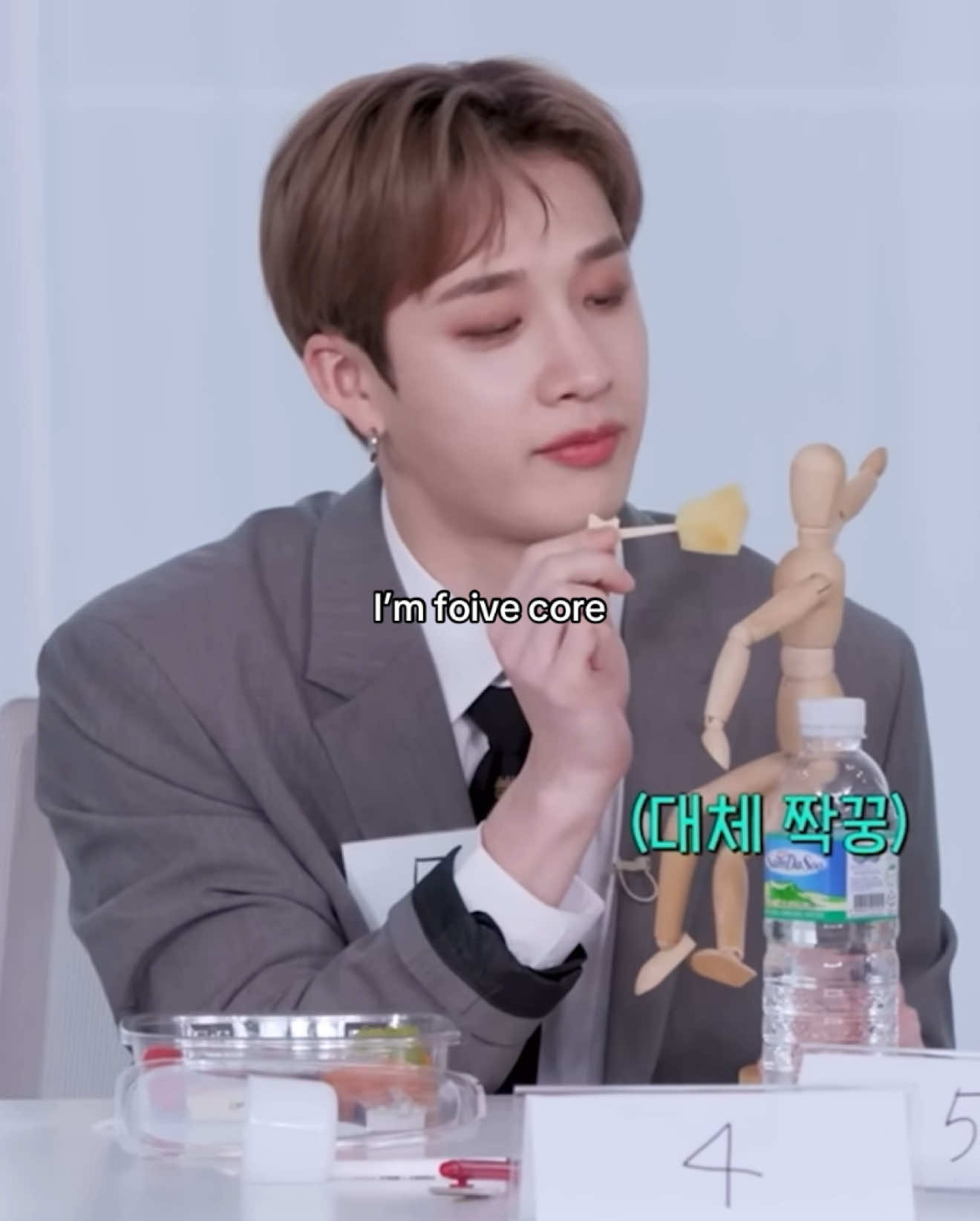 I’m foive~ #bangchan #chanskz #straykids #skz #kpopfyp #fyp 