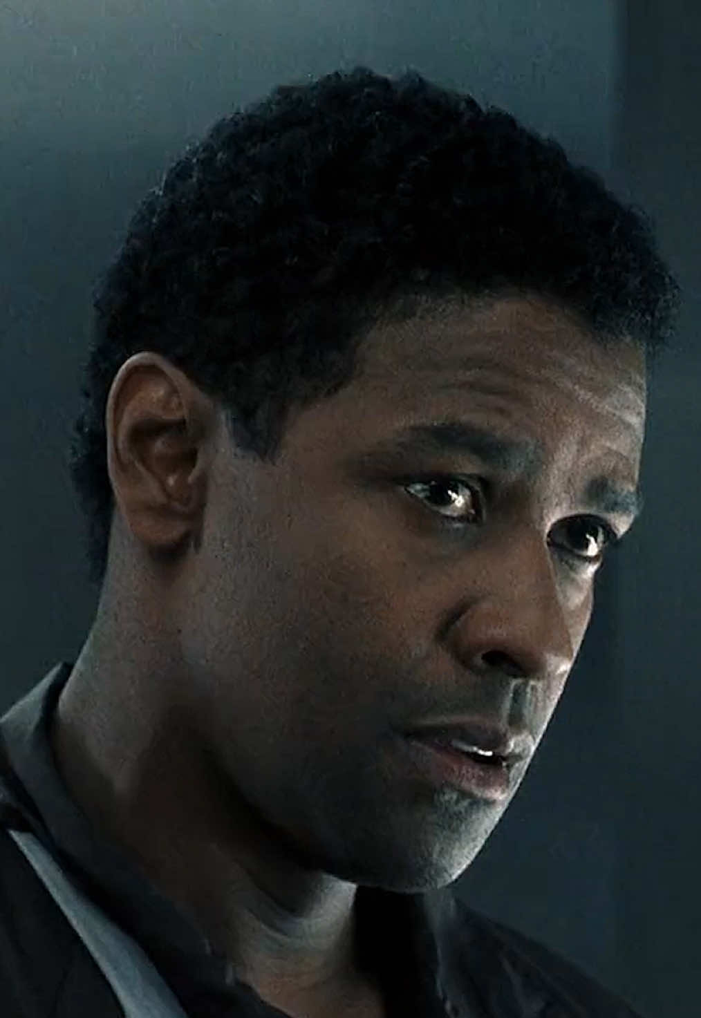 John Q is a film where a father takes extreme measures to get medical treatment for his son. The movie’s dedication, “For Sasha,” refers to director Nick Cassavetes’s daughter, who inspired the film. #JohnQ #DenzelWashington #Movies #MovieClips 