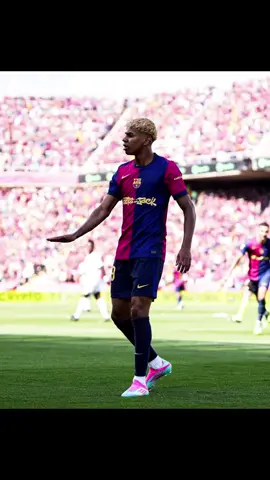 don't celebrate too early Vs Lamine Yamal 🥶 ☠️ . .  #neymar #football edit #cristianoronaldo #messi #120fps #pedri #lamineYamal #lamineYamal4kclips 