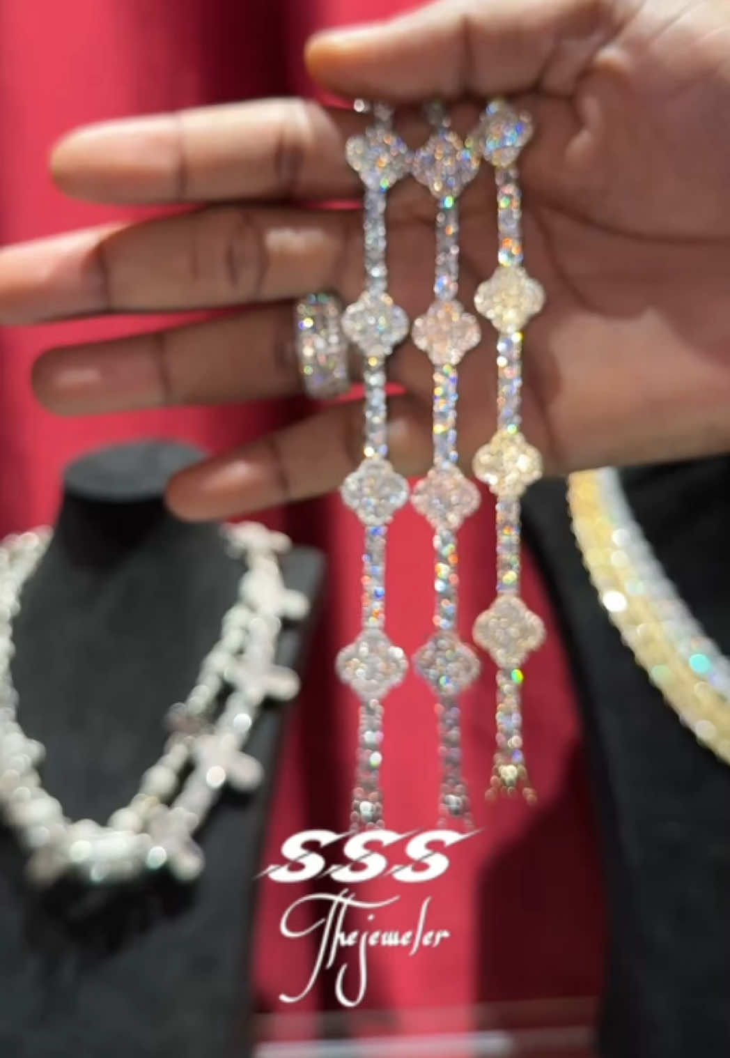 Four leaf clover tennis diamond bracelet  #diamondtennisbracelet #fourleafclover #fourleafdiamondbracelet #leafbracelet #tennisbracelet 