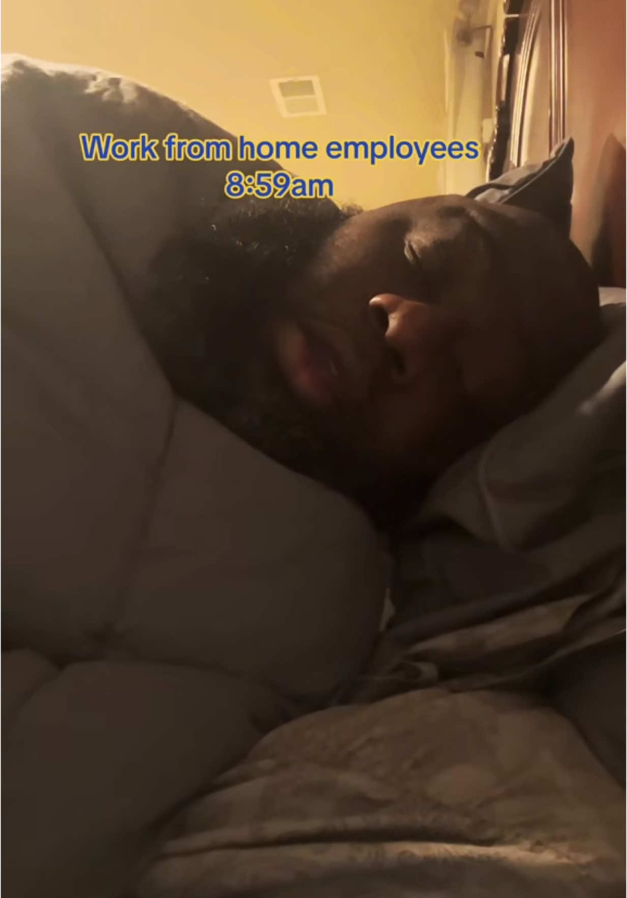 Where’s the lie 🤣 #fypシ゚viral #wfh #sleep #relatable #working #sleep #jokes 