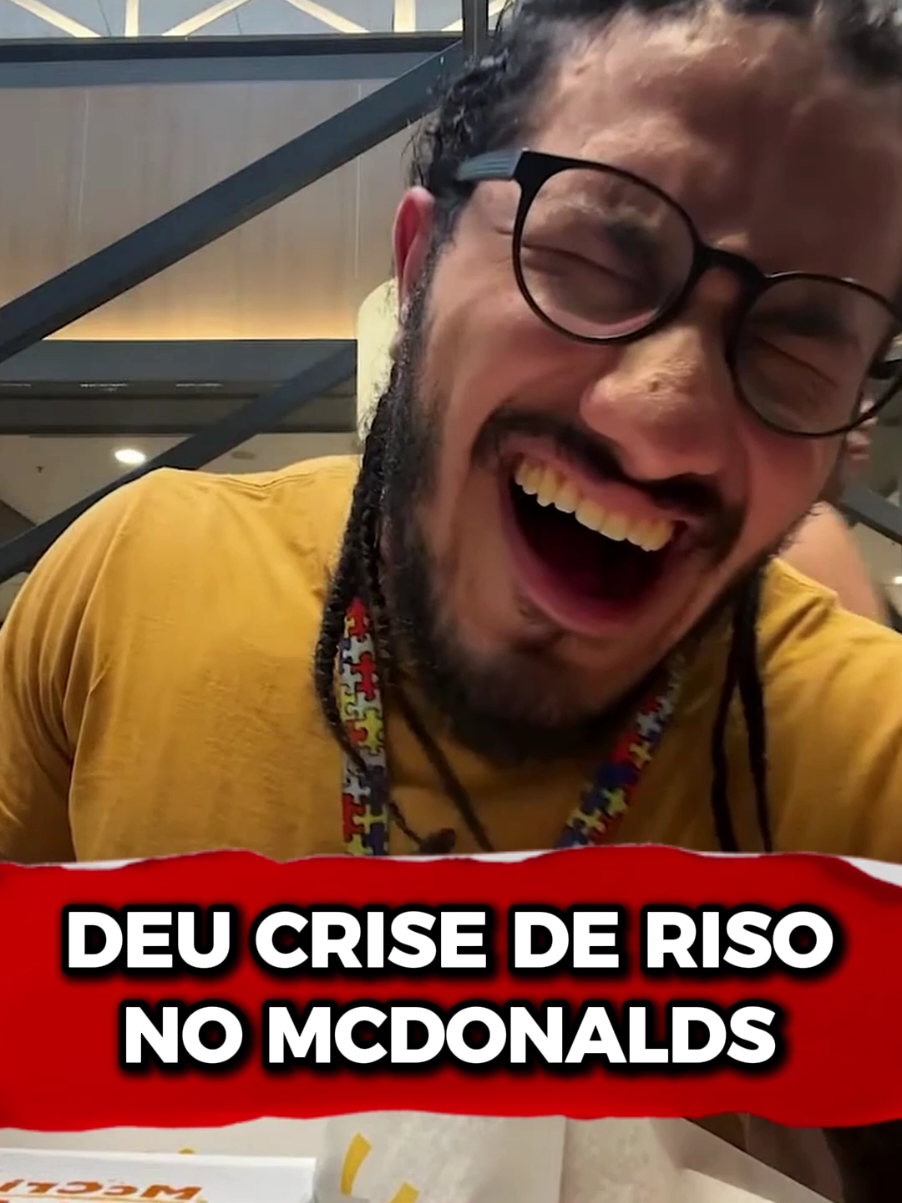 geral olhando TCHA HA HA HA #diegosheipado #shaypado #sheipado #fyp #clipesmercenarios 