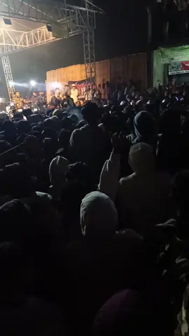 nonton opojalll.. kali ini kameramen tidak selamat alias kursine ambruk😆 #wcb #wahyuciptobudoyo👹🤝 #wahyuciptobudoyosengganen #warok #waroktemanggungan #pagersari #temanggunghits #temanggung24jam #temangfunggandem #