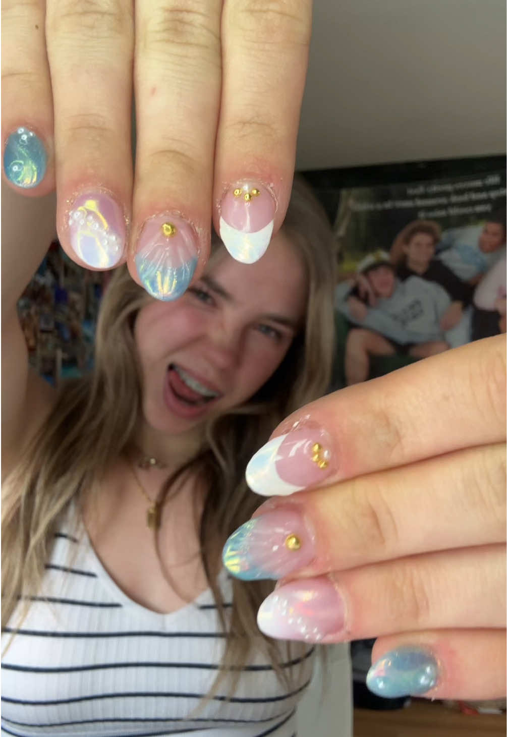 and for only 70 dollars🙌🏻 #nails #transition #beachnails #nailtransition 