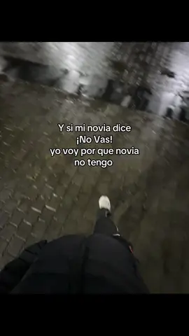 🚶‍➡️🗿#paratii #xbyzca #contenido #fypシ゚ #humor #viralvideos 