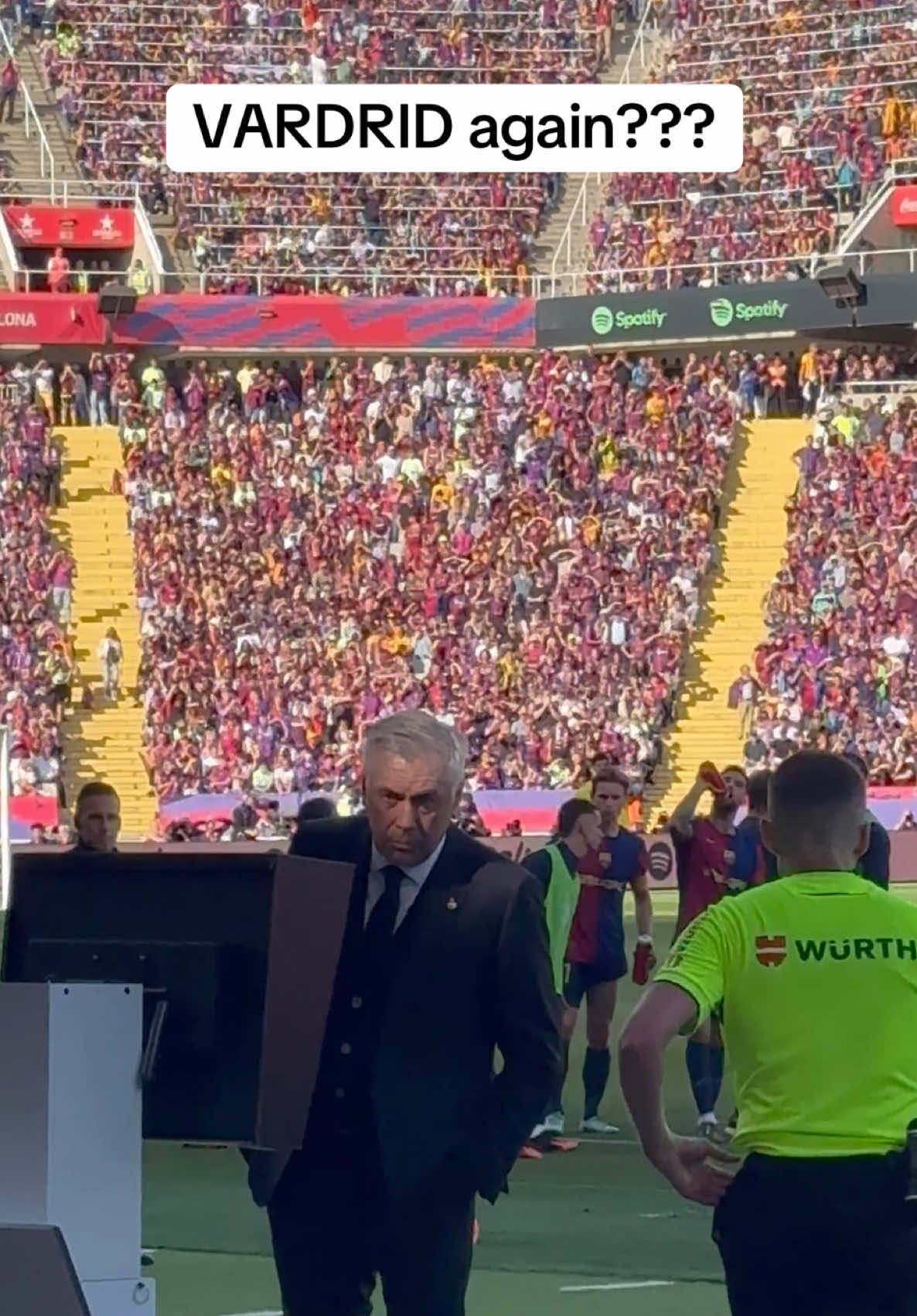 #ElClasico #var #fcbarcelona #fcrealmadrid #realmadridfc #blaugrana #ancelotti #barcareal #vardrid 