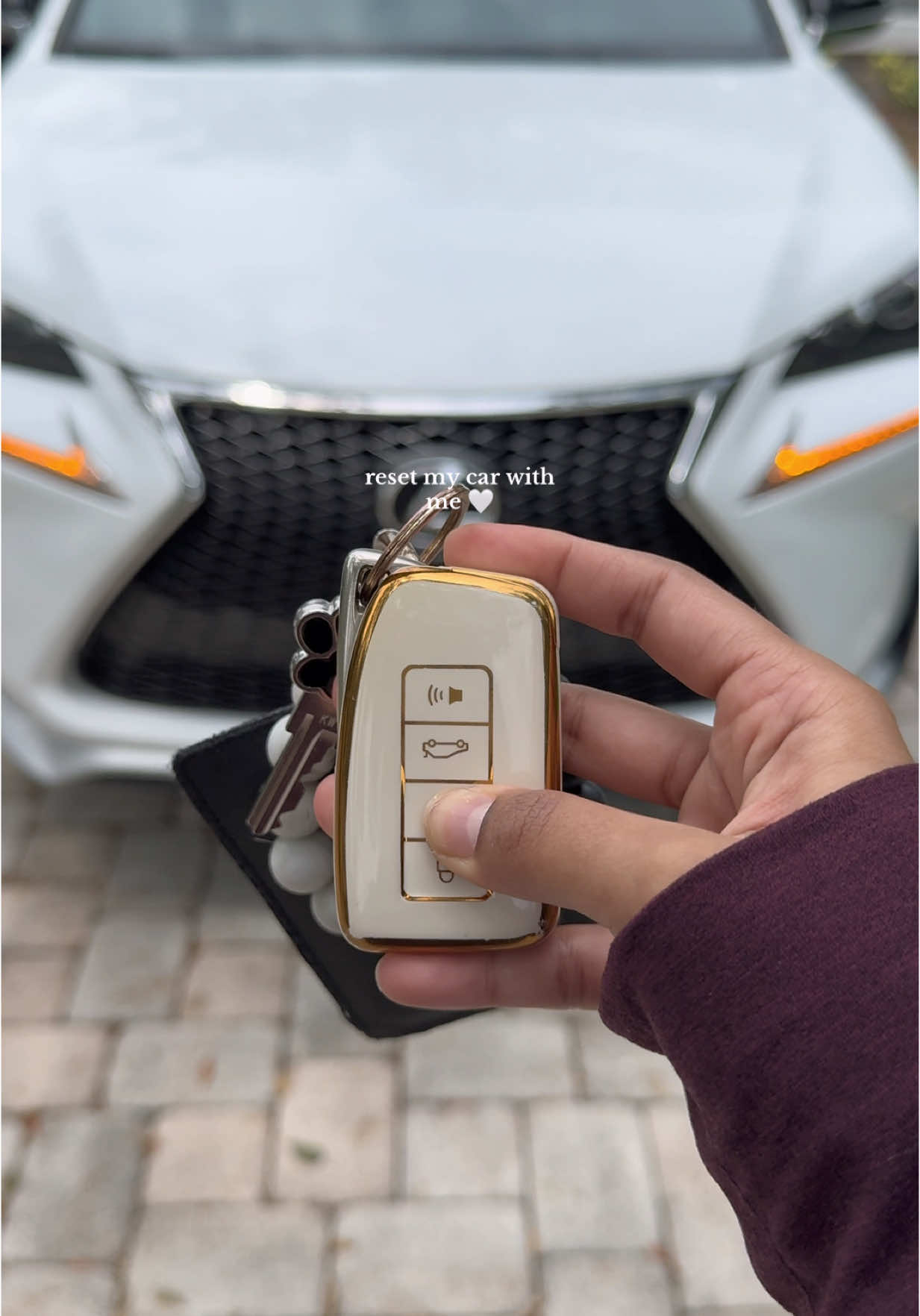 Much needed car reset 🤍 for my asmr lovers 🫧 #carreset #cleanmycar #cleanwithme #asmrcarcleaning #asmr #asmrsounds #lexusnx #lexus #cleangirlaesthetic #foryou #fypage #satisfyingsounds @Lexus @Lexus @Chemical Guys 
