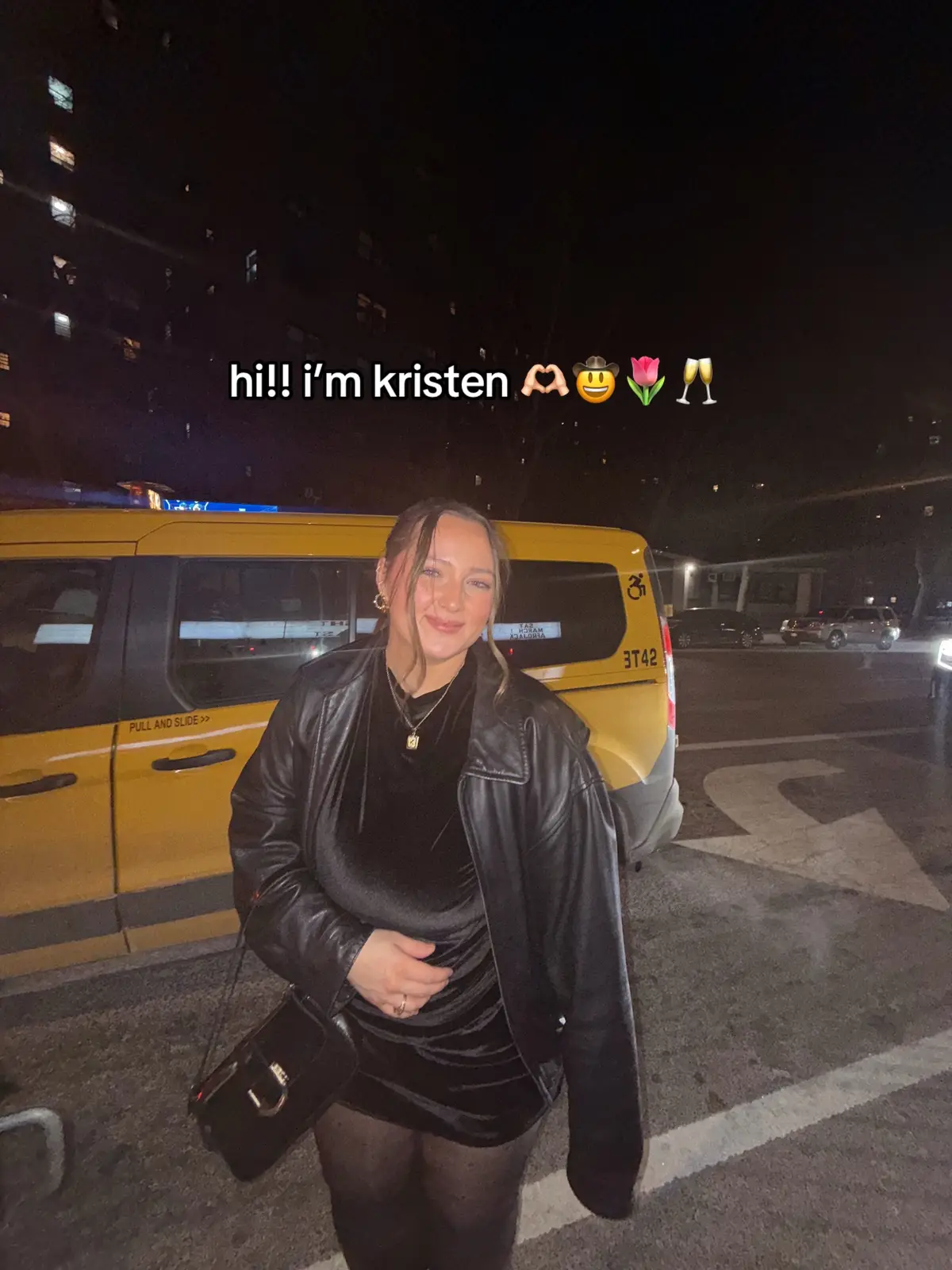 if you’re new here, here’s me in a nutshell! if you know me, comment what i missed 🤭 #intro #nyc #fyp 