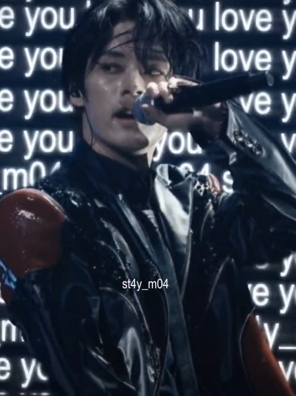 love you (lino vers) #fyp #kesfet #zyxcba #leeknow #leeknowedit #straykids #skz #skzstay #fypシ゚viral #foryoupage 