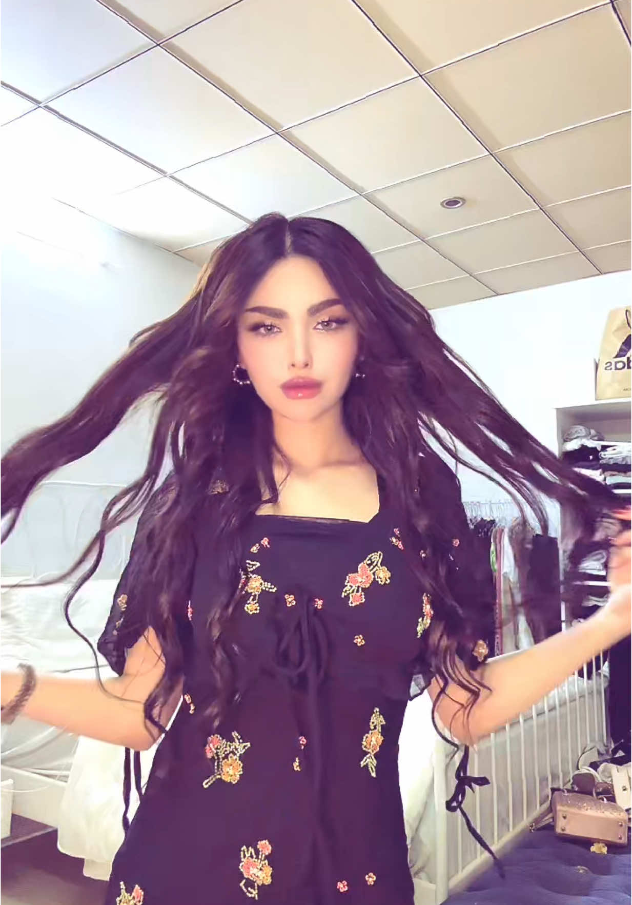 Birthday queen 👑🎂#CapCut #viral #viralvideo #explorepage #اكسبلور #اكسبلوررر #hawler #foryou #viral_video #foryoupageofficiall #fypage #fypシ゚ #zaxo_duhok_hewler_slemani_hawler #emarati #sudiarabia #istanbul #اكسبلورexplore #dhuk #kurdistan #mybirthday #birthday #birthdaygirl #Love 