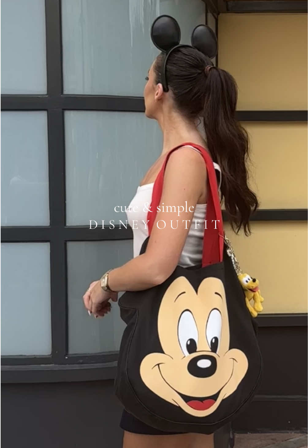 recent Disney ootd - cute & simple for a day at Hollywood Studios ✨ #disney #disneyworld #disneyoutfit #outfitinspo #ootdinspo #waltdisneyworld #disneyoutfits #hollywoodstudios 