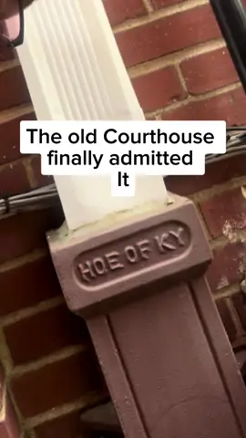 Old courthouse been doing this forever all my O’s is Honest #realgetsometrix #funny #courthouse #oldbuilding #fypツ #kentucky 