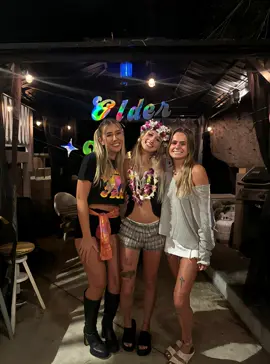 Party’s over, goodnight. @curb @lils 