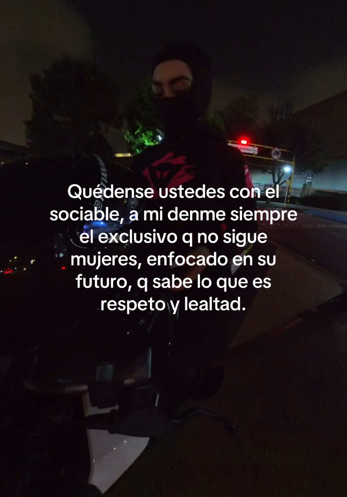 #bikergirlsoftiktok #bikerboy #bikerlifestyle #duke200 #motosdeportivas #motosport 
