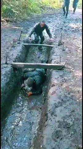 #FuerzasEspecialesColombia #BoinaVerde #ComandosColombianos #EntrenamientoMilitar #DocumentalTikTok #ColombiaMilitar #TikTokMilitar #ejercitocolombiano #fuerzasespeciales #FuerzasEspeciales #EjércitoColombiano #EntrenamientoMilitar #FuerzaYHonor #HéroesDeColombia #SoldadosDeColombia #DisciplinaMilitar #OperacionesEspeciales #EjércitoLatino #VidaMilitar Hashtags en inglés (para mayor alcance internacional): #SpecialForces #MilitaryTraining #ColombianArmy #EliteForces #MilitaryLife #TacticalTraining #ArmyStrong #CombatTraining #LatinAmericanForces #WarriorMindset