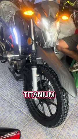 Amor por las motos 🏍️❤️ Titanium 200X 🤩 #casmo #200 #moto #biker #motos #amorporlasmotos 
