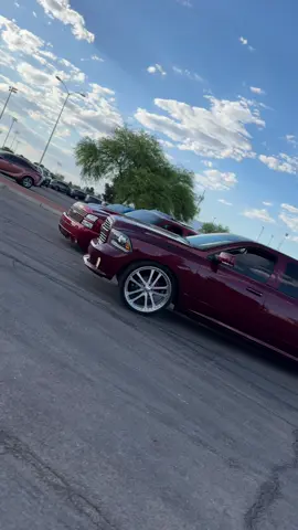 👊 - - [ ] - - [ ] -#droppedtrucks #baggedtrucks #trokiando #staticdrop #slammedtrucks #chevy  #algoleve #suelo #trokiando #trucking #chevysilverado #truckdaily #truckinaround #lowtrucks #lvt #customtrucks #trucks #noquema #lowlife #lasvegastrucks  #obs #lowtruck #silverado #obschevy#lasvegastruck#Trucknation #trokiando #chevy #everythinglow #ssclone #ledligths  #chevysilverado #cammedtrucks #trucks - [ ] - - [ ] -