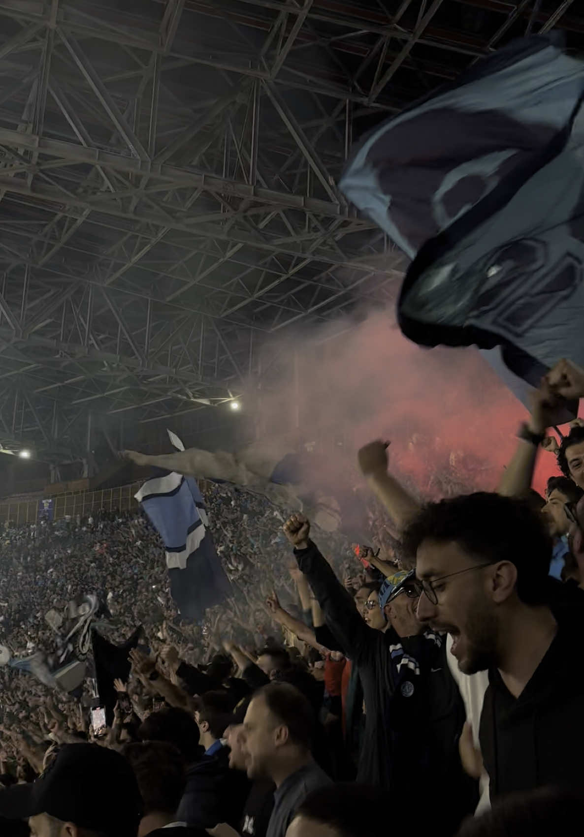 🇪🇪🥷#ultrasnapoli #sscnapoli #partenopei #curvab #stadiodiegoarmandomaradona #napoligenoa 