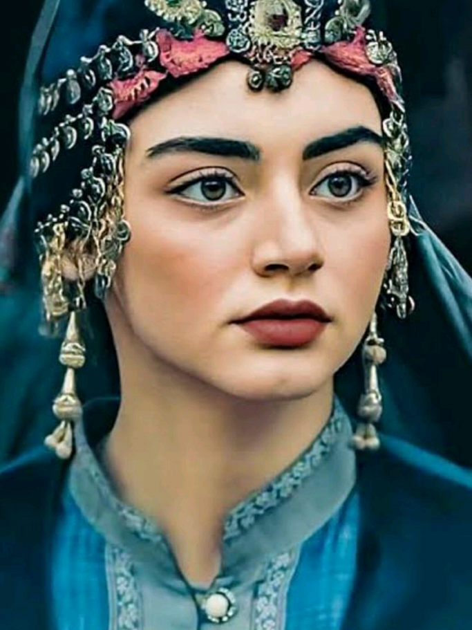 #كل_يراك_بعين_طبعه  #bala_khatoon✌🌹#bala_hatun_fans  #sultana👑❤️ #bala👑  #سلطانة👑🤍👑 #👑  #sultana #trends #explore  #tik_tok 