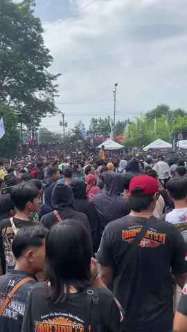 Keluh kesah e mek desel”an ju #cbprambanan 
