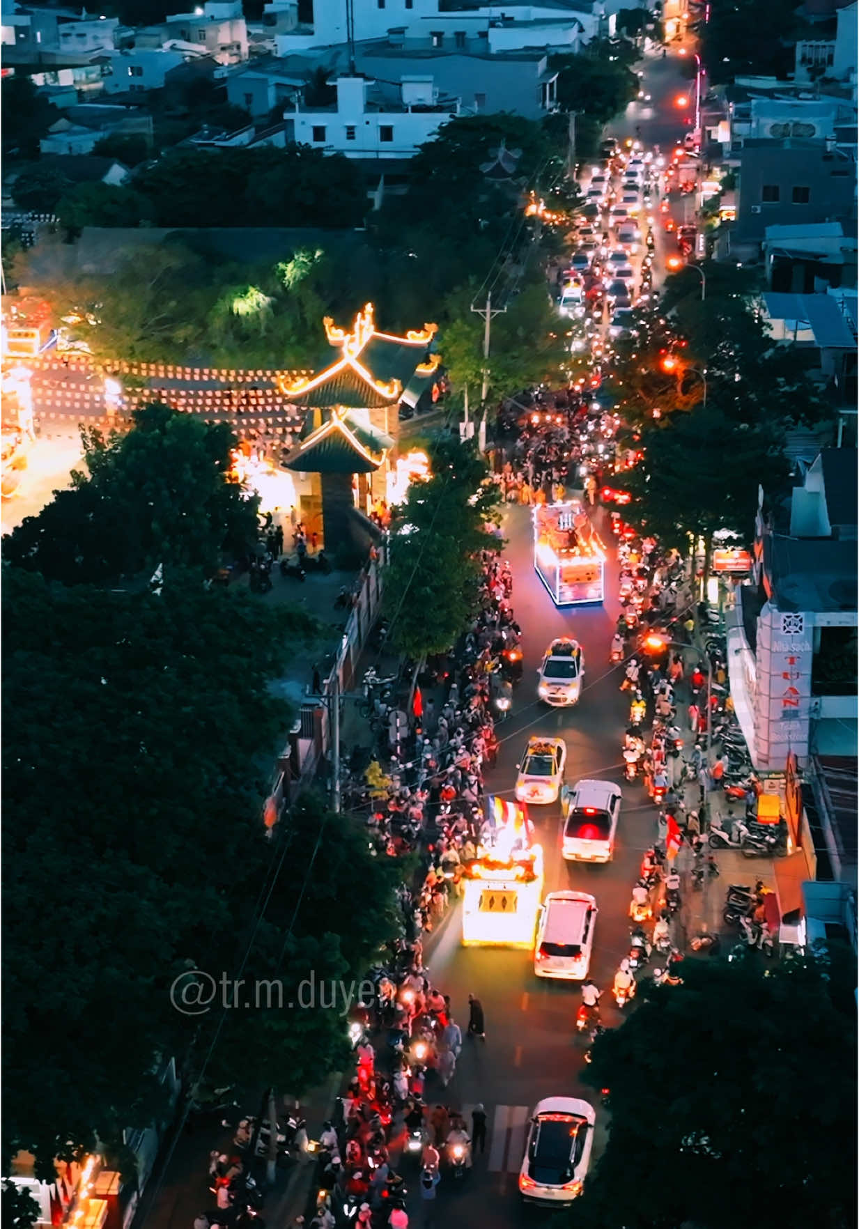 Ninh Thuận diễu hành xe hoa mừng lễ Phật đản Vesak 2025. #ninhthuan #lephatdan #vesak2025 #vesak2025vietnam #lephatdan2025 