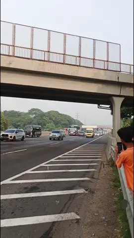 nih mentahannya #fypシ゚ #busbasuri #huntingbus #km51 #bissmillahfyp #fyppppppppppppppppppppppp #busmania 