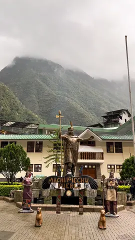 Machu Picchu Pueblo - (Aguas Calientes) #machupicchu #machupicchupueblo #aguascalientes #cusco #travel #Viral #viaje #willianluna #Perú 