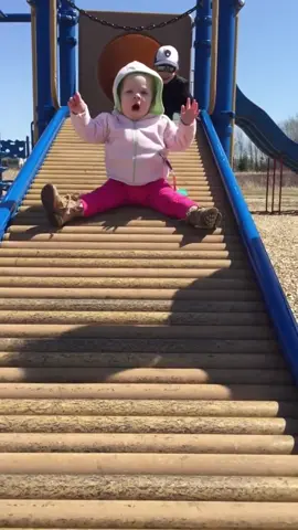 Baby loves playing on slides. #funny #funny videos #funnymoments #foryou #baby #babytiktok #babyvideos #funnybaby 