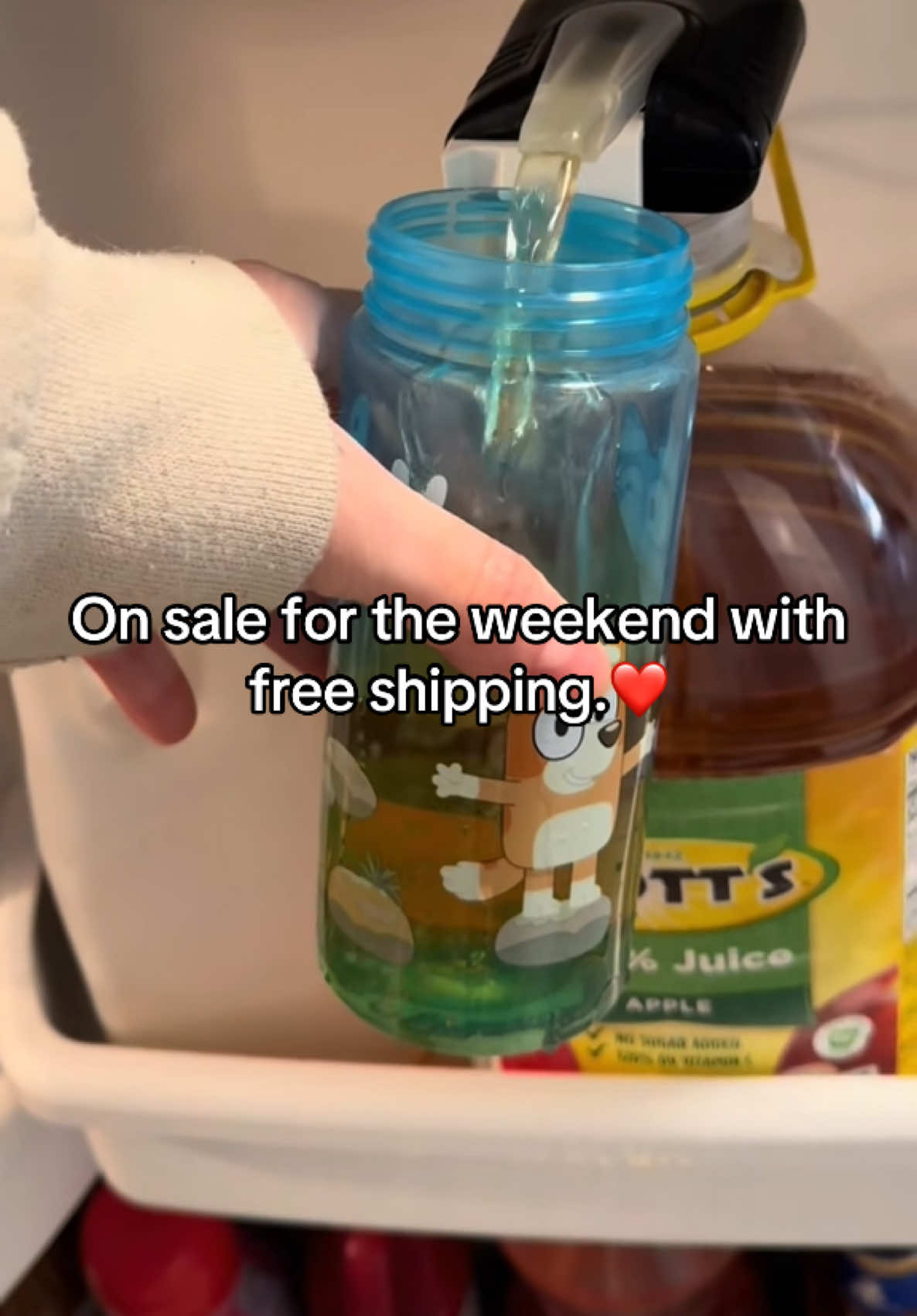 #kitchen #kitchengadgets #cool #juice #milk #drink #drinks #mom #momlife #neat 