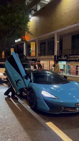 malaysian vibes with den gus thuba... #moloekatan_gusmiek #gusthuba #malaysia #skytowingserviceindonesia 