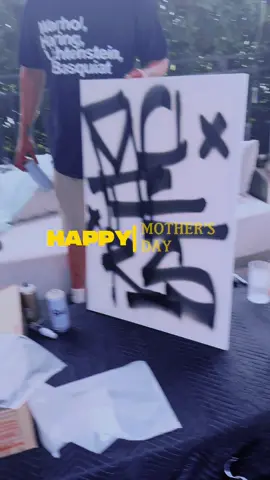 Nothing says I LOVE YOU like forced manual labor 🤣 Spent Mother’s Day surrounded with people I love, watching @realretna paint! I think @alexandra701 and @natsorensen have a future in e-commerce 🤣