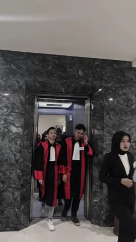 🔥🔥 #hukum #law #hakim #hukumindonesia #lawschool #lawstudent #mahasiwahukum #vibes #slowmo #slowmotion #fyp #masukberanda #4u #foryoupage #xyzbca 