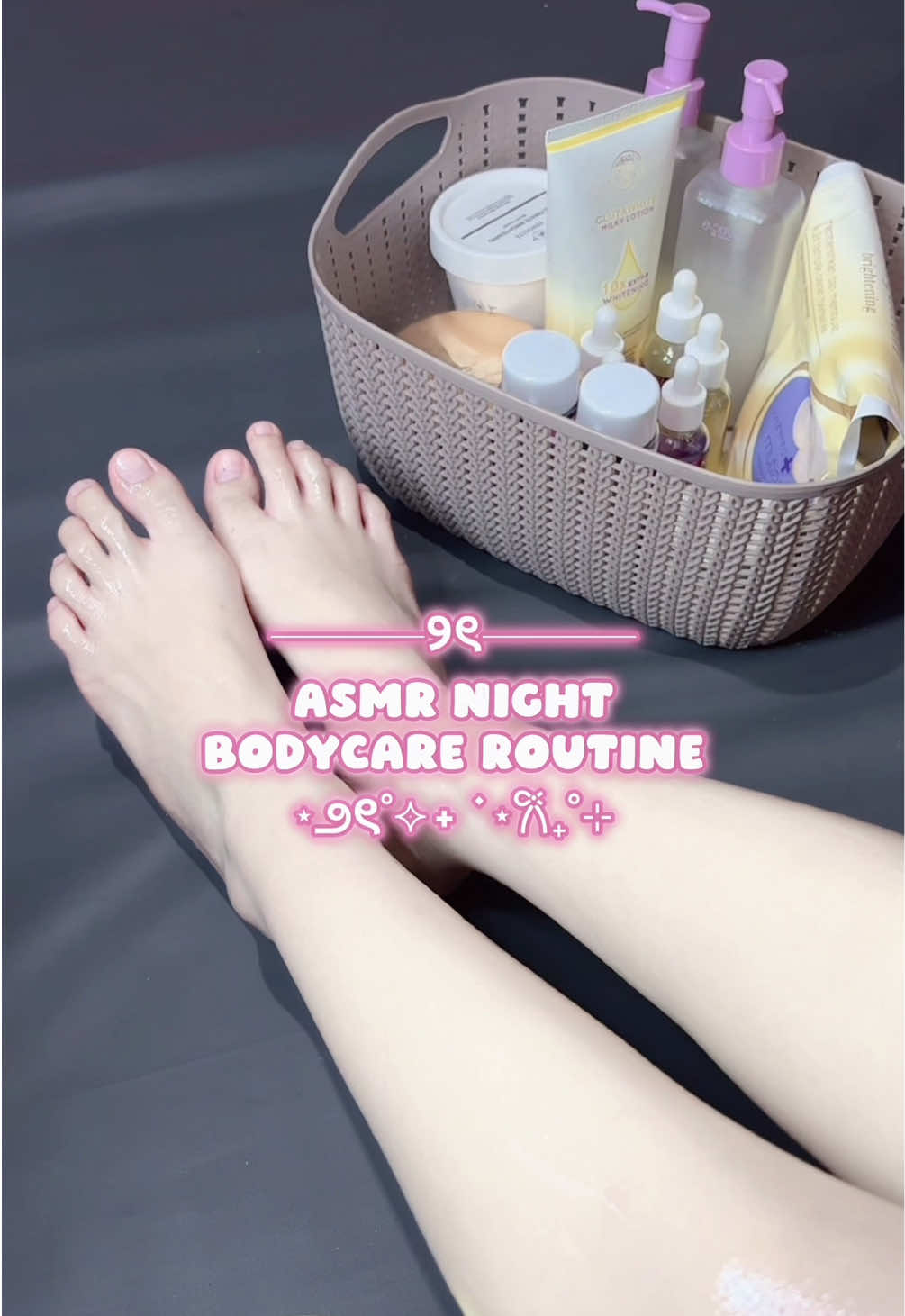night bodycare routine🙆🏻‍♀️🧏🏻‍♀️🩷 #fyp #asmr #bodycare #bodycareroutine #beautycare #whitening #relatable #BeautyTok 
