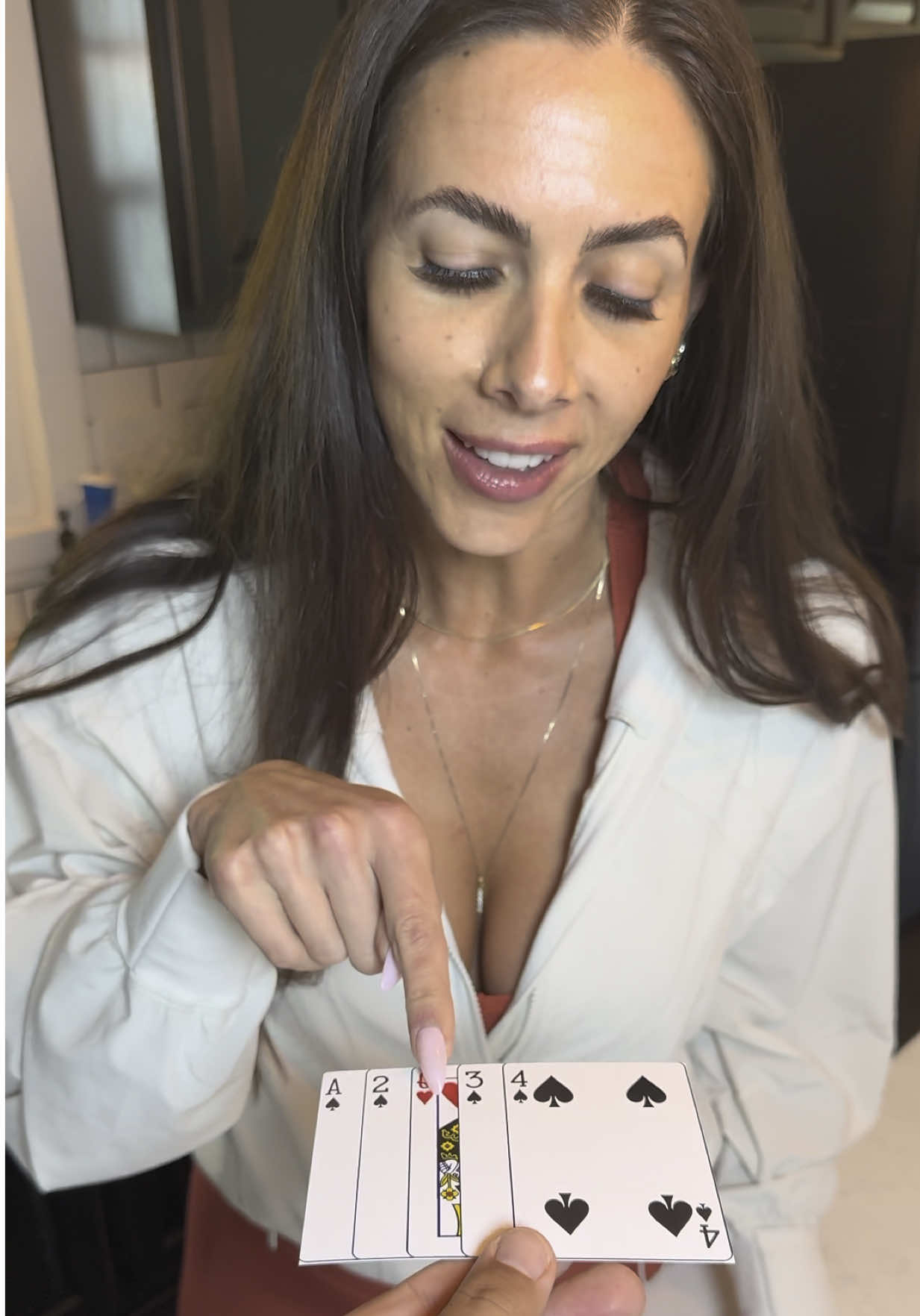 Keep your eyes on the Queen! the Clipped Card Magic Trick is super easy to do and fools everyone! Get it now from our TikTok Shop #magic #challenge #tiktokshop #fypシ 