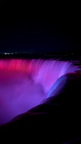 Niagara Falls Canada at Night #niagarafalls #canada🇨🇦 #canadatiktok #fypシ゚ 