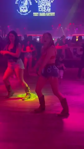 HOTTT #fyp #fypシ #foryou #foryoupage #trend #trending #viral #dance #dancing #linedance #linedancer #linedancing #linedancersoftiktok #ohio #daytonohio #yellowrose #yellowrosenightclub #pitbull #mrworldwide #mr305 #daddyyankee 