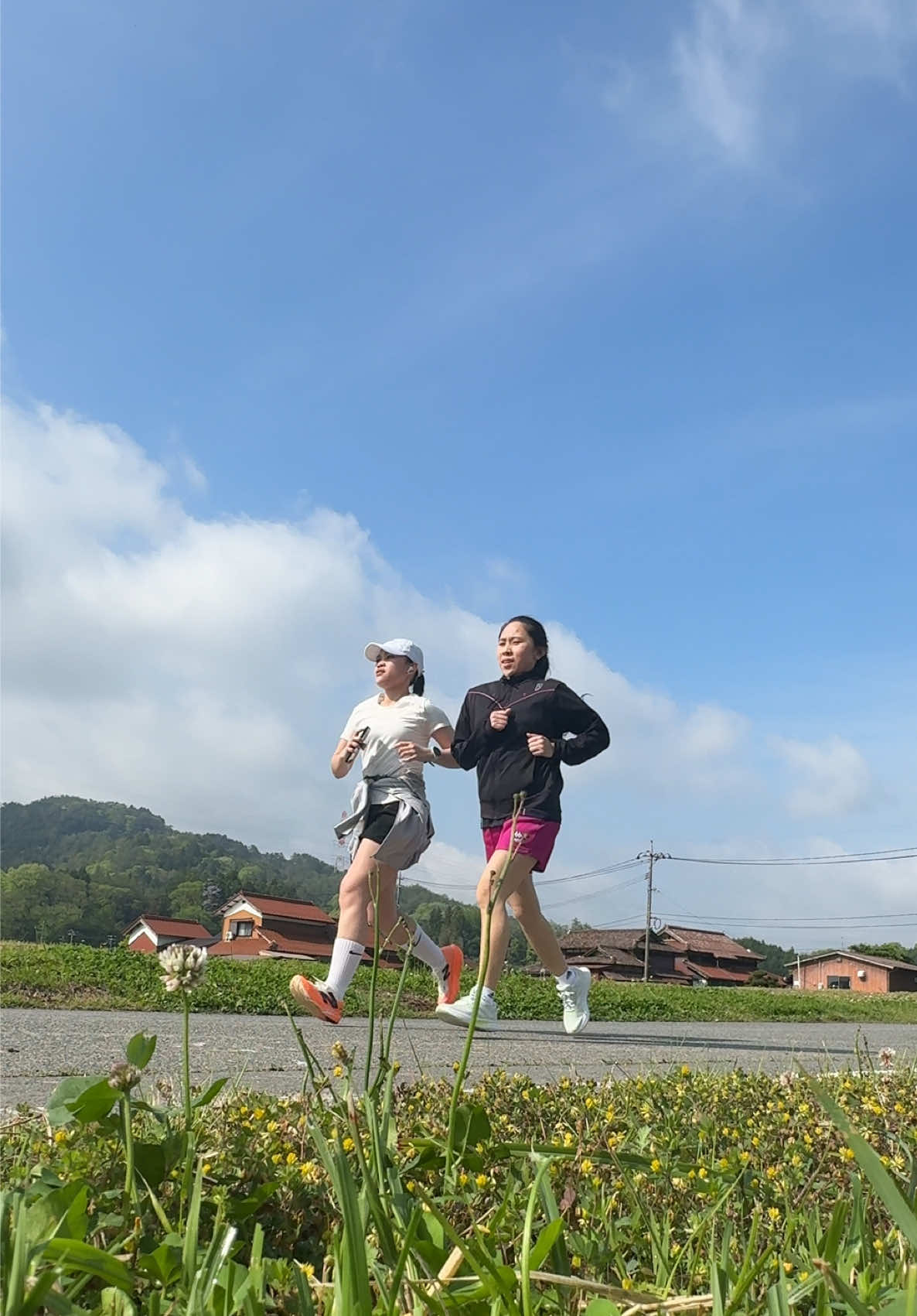 Today's morning run and finished strong!🔥 @Ribka #Running #runner #pelarikonten #runninggirl #fyp #foryoupage 