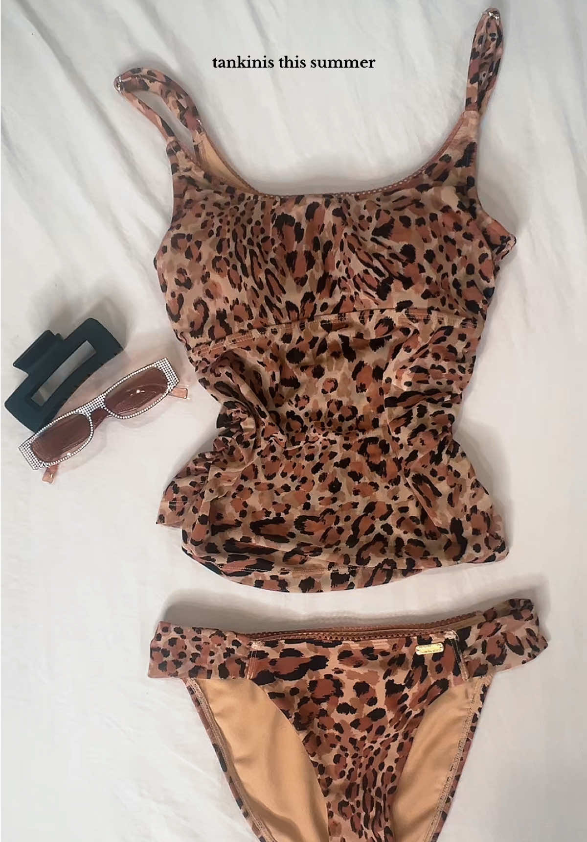 so cute. can’t wait for summer n swimming 