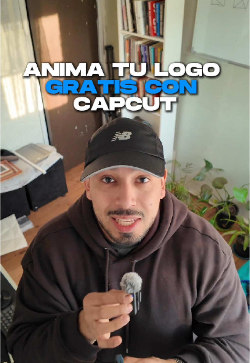 ¿Quieres que el logo de tu negocio cobre vida?🤔 Te enseño cómo animarlo de forma profesional usando solo tu teléfono. No necesitas ser un experto, solo sigue estos pasos en CapCut y sorprende a tus clientes con un logo dinámico que destaque en tus videos. 📌 ¿Qué aprenderás? Cómo agregar animaciones y efectos visuales a tu logo. Pasos simples para crear transiciones con keyframes. El toque final: cómo integrar sonido y música para hacerlo más impactante. Imagina tus videos con un logo animado que deje huella. Este truco no solo te ayudará a mejorar la presentación de tu marca, sino que también te permitirá destacar entre la competencia. #marketingdigital #trucosdecapcut #edicionencapcut #animaciondelogo #redessociales  💬 ¿Te sirve este contenido?