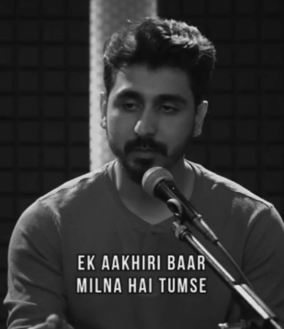 Ek aakhiri baar tumse puchna hai main kyun nahi 💔 #poetry #reels #Love #fyp #trend #broken #bijaybudhathoki52 #fypシ゚ #foryoupage #foryou 