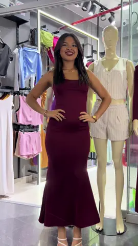 Nuevo ingreso de nuestro vestido #fyp #xyzcba #viral #moda #gamarra #ventaspormayor #viral_video #tendencia #paratiiiiiiiiiiiiiiiiiiiiiiiiiiiiiii #enviosnacionales #jeshy #compre #ventasonline #vestido #ropa #bonitas 