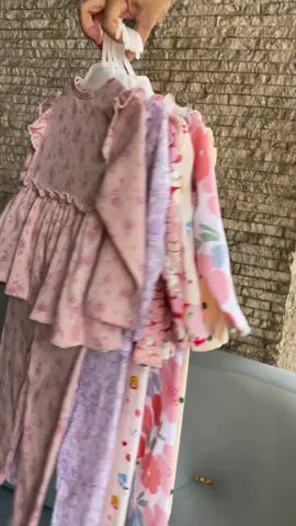 Available for 6M-5yrs old💕#babytiktok #fashiontiktok #clothing #comfy #casualoutfits #ternoforkid #babygirl #longsleeve #MomsofTikTok #tiktokmademebuyit #trendingproducts #fypシ゚ 